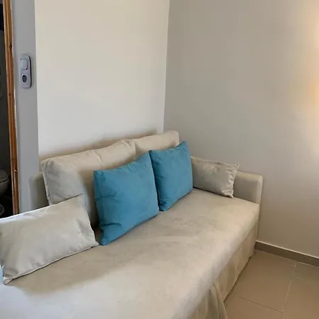 Estia Studios Apartment *