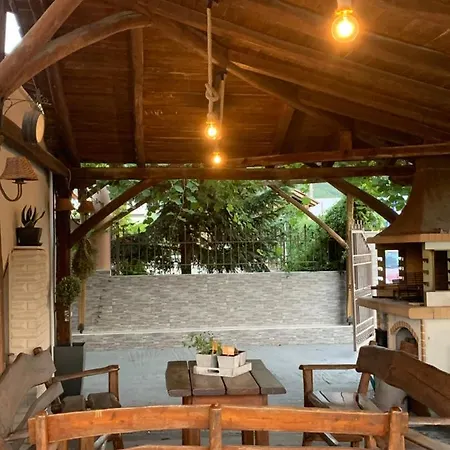 Estia * ستافروس