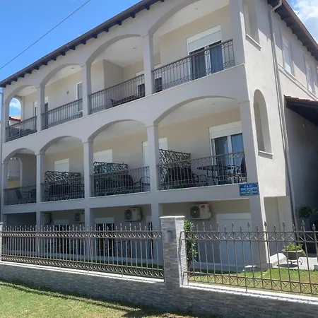 Estia شقة ستافروس