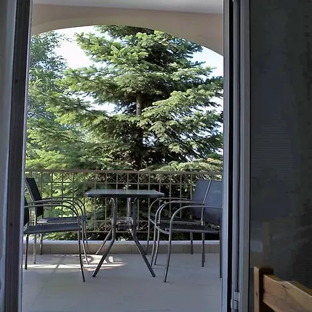 Estia Studios Apartment