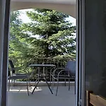 Estia Studios Apartment